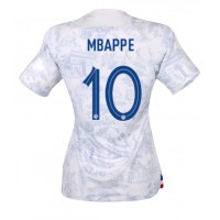 Ženski Nogometni dresi Francija Kylian Mbappe #10 Gostujoči SP 2022 Kratek Rokav